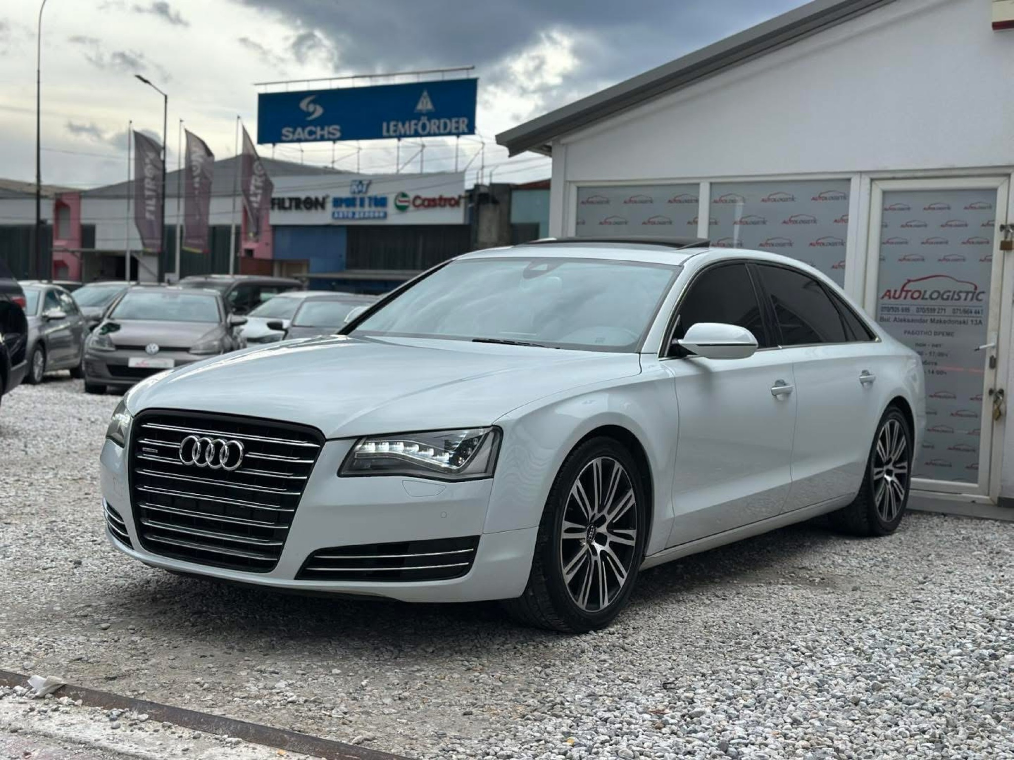 Audi A8
